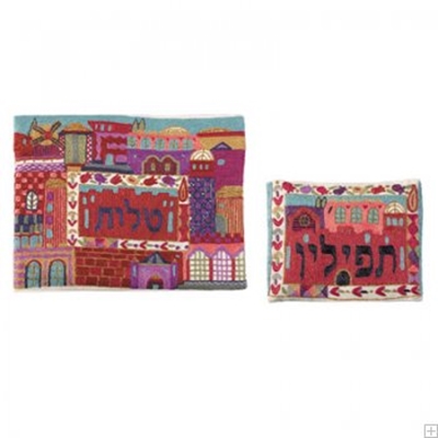 תמונה של תיק לטלית ותפילין עם ריקמה בעבודת יד "ירושלים העתיקה" (אדום) - יאיר עמנואל 