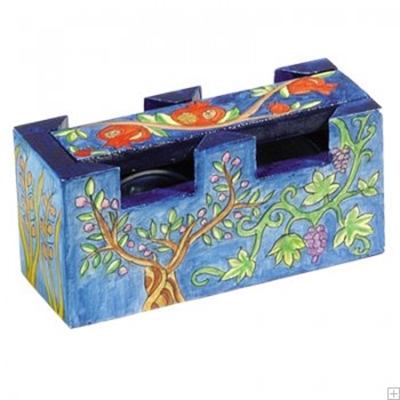 תמונה של זוג פמוטי נסיעה לשבת עם קופסה מעץ "שבעת המינים" - יאיר עמנואל