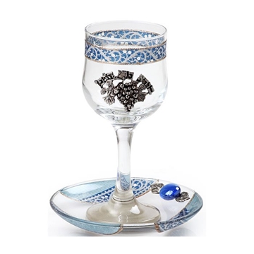 תמונה של גביע קידוש מזכוכית "גפן" (תכלת) - לילי אומנות