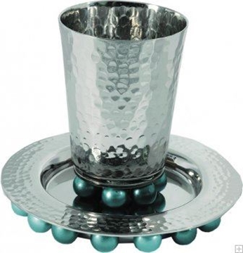 תמונה של גביע קידוש מאלומיניום עם תחתית וחרוזים (טורקיז) - יאיר עמנואל