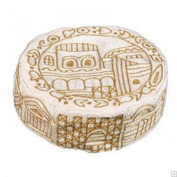 תמונה של כובע רקום בעבודת יד "ירושלים העתיקה" (זהב) - יאיר עמנואל