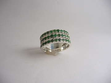 תמונה של טבעת כסף 3 שורות משובצת רובי\אמרלד